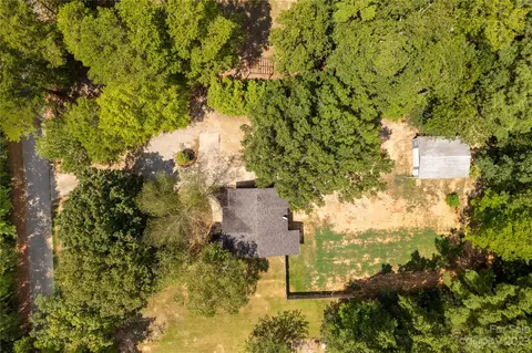 693 Adams Ln, Lancaster, SC 29720 photo 4