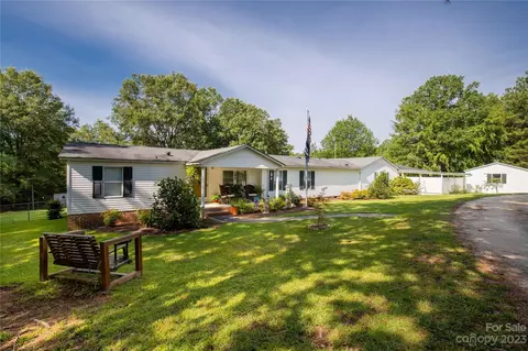 2572 Fork Hill Rd, Heath Springs, SC 29058