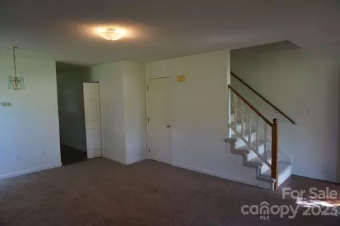511 1st St E #1, Conover, NC 28613 photo 3