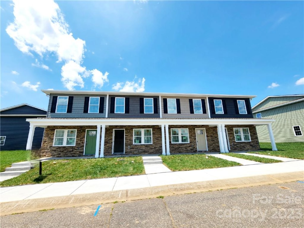 1629 Oak Leaf Nw 19 Dr NW Unit 19  