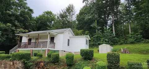 19 Rector St, Tryon, NC 28782