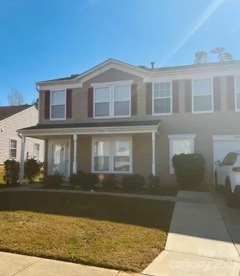 3200 Pikes Peak Dr, Gastonia, NC 28052