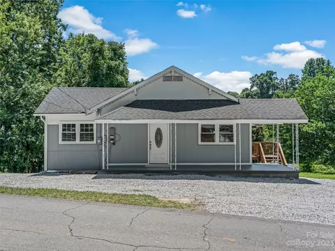 769 Virginia Rd, Marion, NC 28752