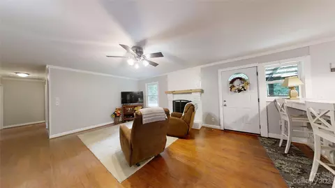 840 E Chestnut St, Stanley, NC 28164 photo 6