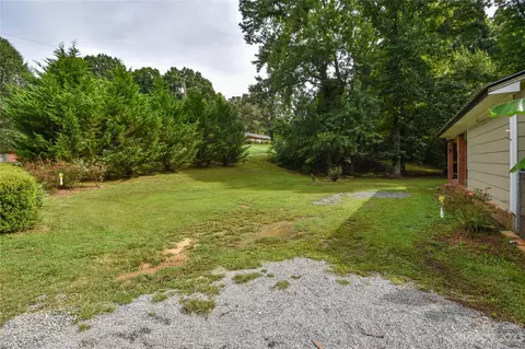 840 E Chestnut St, Stanley, NC 28164 photo 22