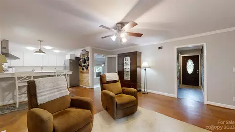 840 E Chestnut St, Stanley, NC 28164 photo 8