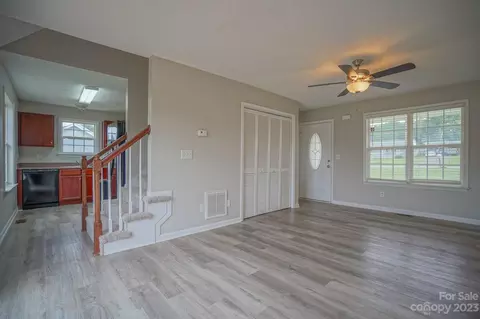 109 Lakeview Dr, Shelby, NC 28152 photo 16