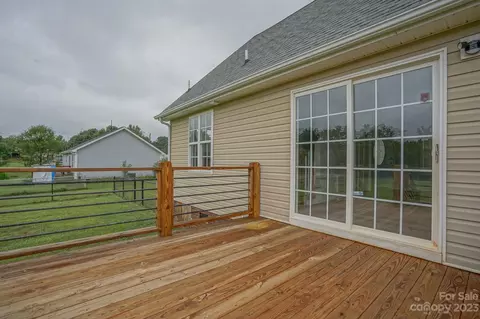109 Lakeview Dr, Shelby, NC 28152 photo 44
