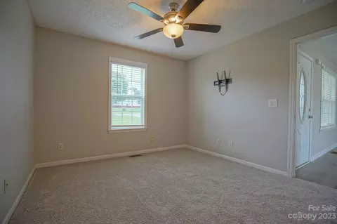 109 Lakeview Dr, Shelby, NC 28152 photo 20