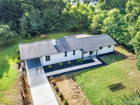 208 Zion Church Rd, Clover, SC 29710