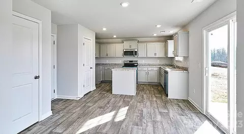5040 Payne 33 St #33, Trinity, NC 27370 photo 9