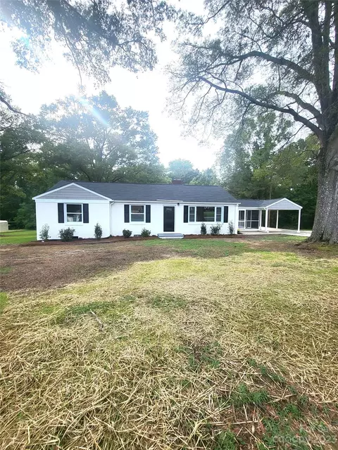 2058 Old Evans Rd, Lancaster, SC 29720