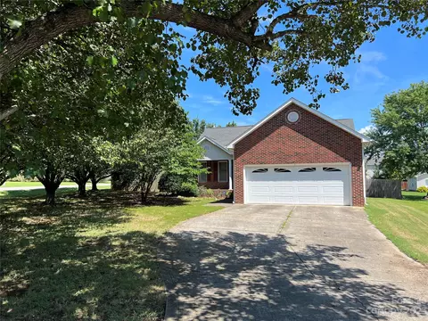 1401 Hilton Way, Monroe, NC 28110
