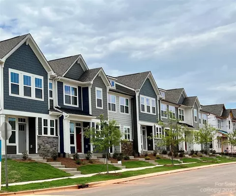 1067 S Point 27 Rd #27, Belmont, NC 28012
