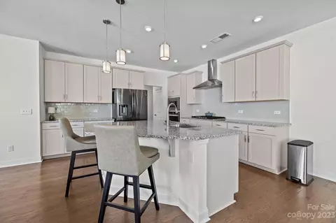 2075 Suttonview Rd, Fort Mill, SC 29708 photo 3