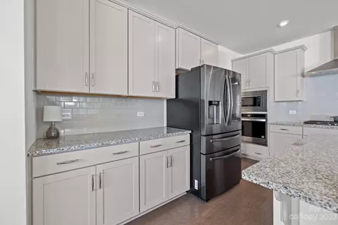 2075 Suttonview Rd, Fort Mill, SC 29708 photo 5