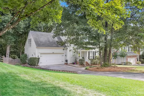 330 River Banks Rd, Matthews, NC 28105