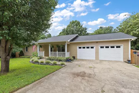 3875 Mint Ct, Hudson, NC 28638