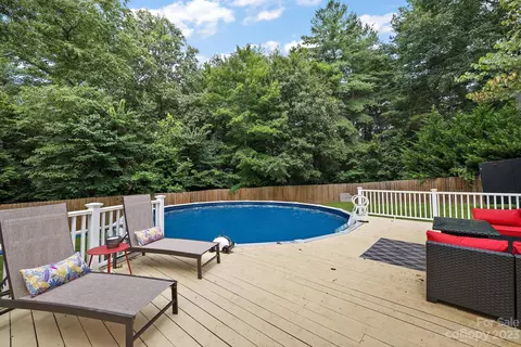 3875 Mint Ct, Hudson, NC 28638 photo 17