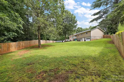 3875 Mint Ct, Hudson, NC 28638 photo 18