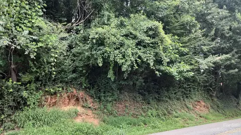 00 W Court St, Marion, NC 28752