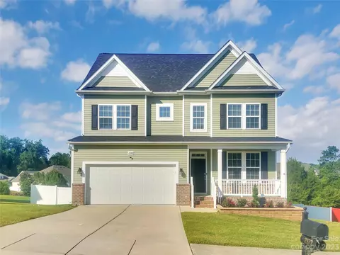 2372 Fairport Se Dr SE, Concord, NC 28025