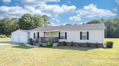 4514 Old Hickory Rd, Lancaster, SC 29720 photo 2