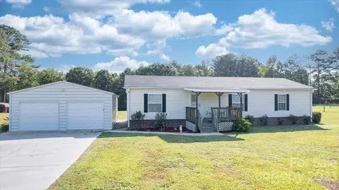 4514 Old Hickory Rd, Lancaster, SC 29720