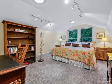 16 Prayer Ridge Rd, Fairview, NC 28730 photo 38