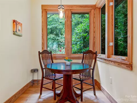 16 Prayer Ridge Rd, Fairview, NC 28730 photo 10