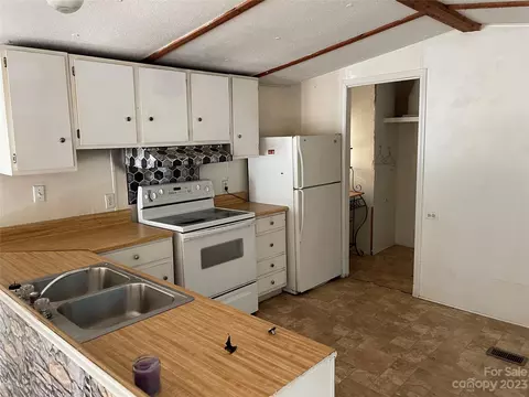 100 Pine Ln, Union, SC 29379 photo 5