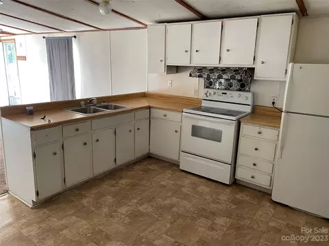 100 Pine Ln, Union, SC 29379 photo 6