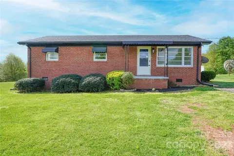 112 Foxhill Dr, Kingstown, NC 28150