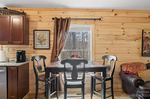 170 Echo Ln, Saluda, NC 28773 photo 6