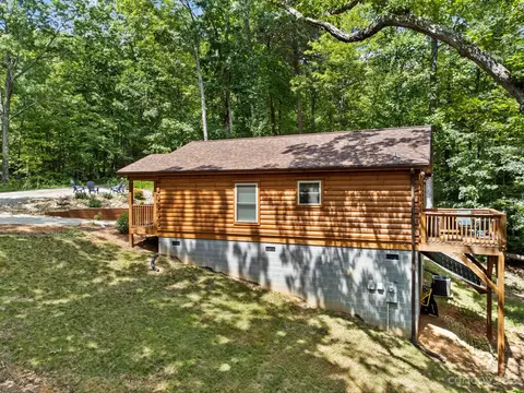 170 Echo Ln, Saluda, NC 28773 photo 26