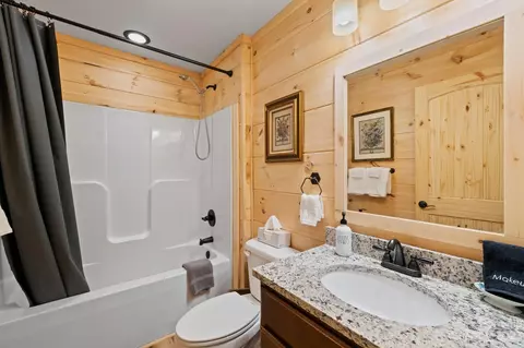 170 Echo Ln, Saluda, NC 28773 photo 13