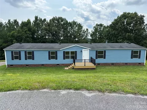 5426 Pembrooke Dr, Granite Falls, NC 28630