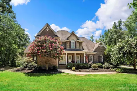 724 Admirals Way, Clover, SC 29710
