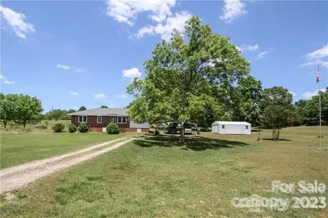 3505 Valley Dr, Chester, SC 29706