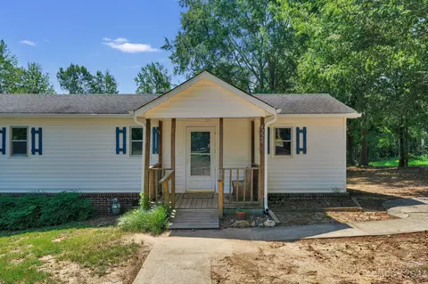 4220 Buford Cir, Lancaster, SC 29720 photo 5