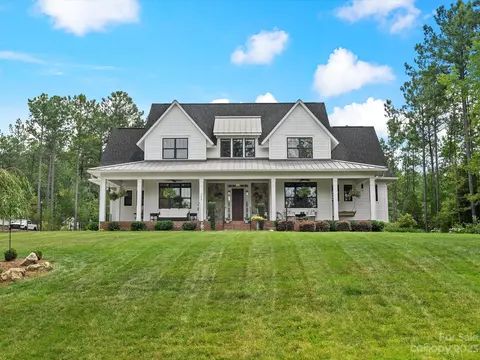 3220 Sherman Dr, Lancaster, SC 29720