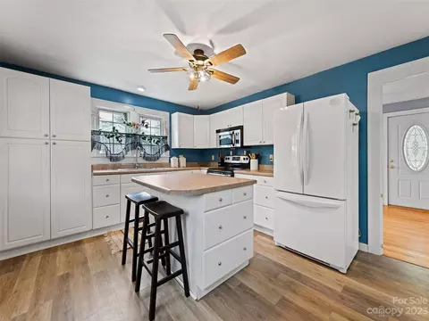 120 Caring Place Loop, Clyde, NC 28721 photo 19