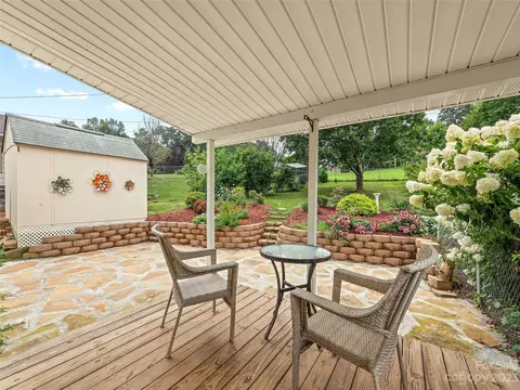 120 Caring Place Loop, Clyde, NC 28721 photo 10
