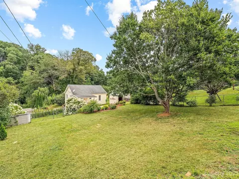 120 Caring Place Loop, Clyde, NC 28721 photo 7