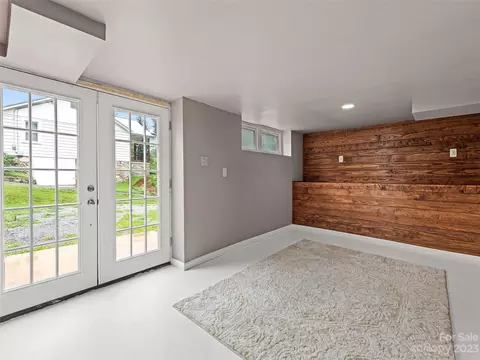 120 Caring Place Loop, Clyde, NC 28721 photo 25