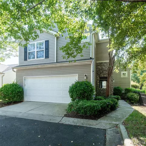 9364 Meadowmont View Dr, Charlotte, NC 28269