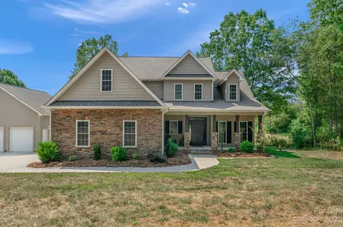 3313 Harvey Ln, Monroe, NC 28110