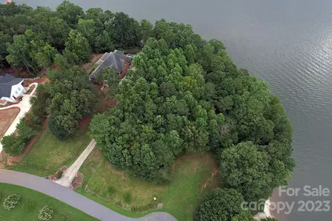 139 Beacon Ridge Dr, Stony Point, NC 28678