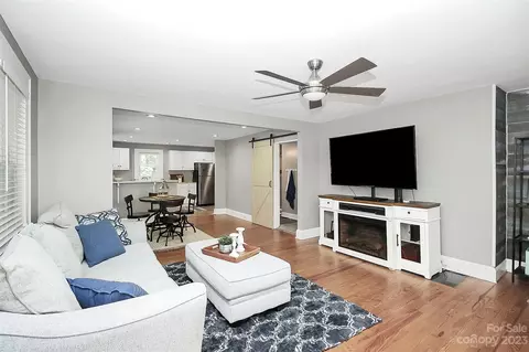 4960 Roberta Rd, Concord, NC 28027 photo 3