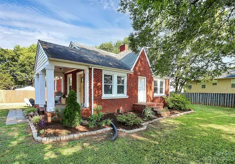 4960 Roberta Rd, Concord, NC 28027 photo 2
